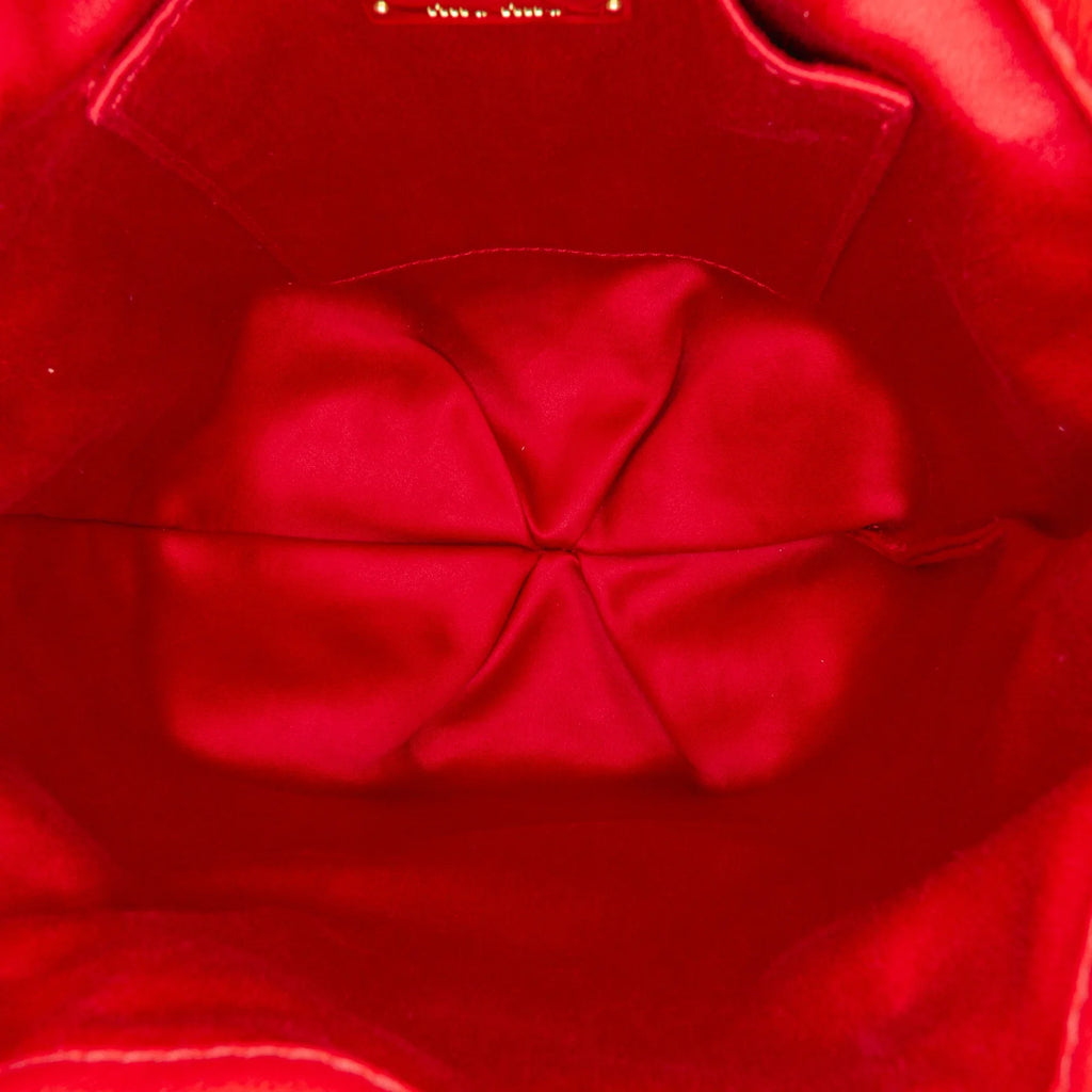 Bag Unisex Tassel Miu Authenticated Miu Bucket (Good) Leather DrawstringBag Red Pre-Owned Accent Calf