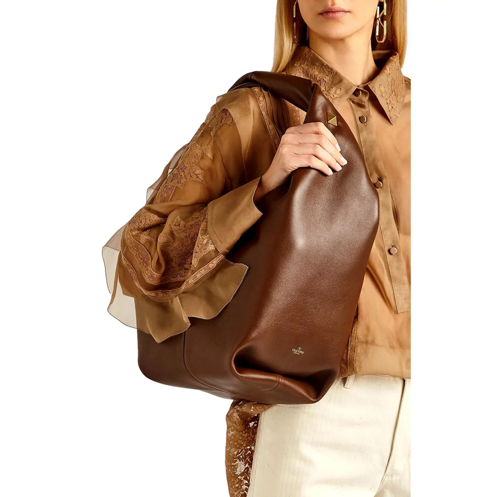 Garavani Brown Roman Twisted Bag Valentino Shoulder Stud Leather