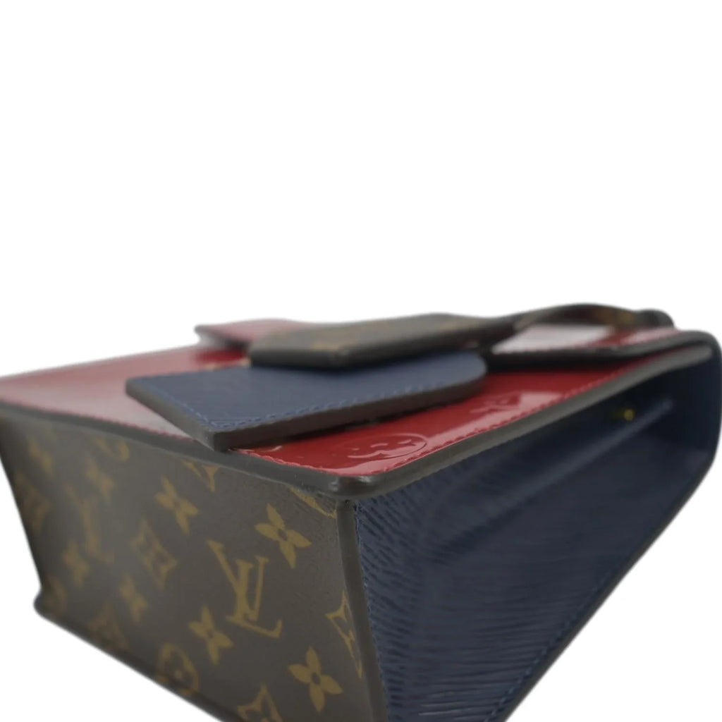 Camera Pre-owned GUCCI Orange 308364 Crossbody Leather Soho Disco Bag