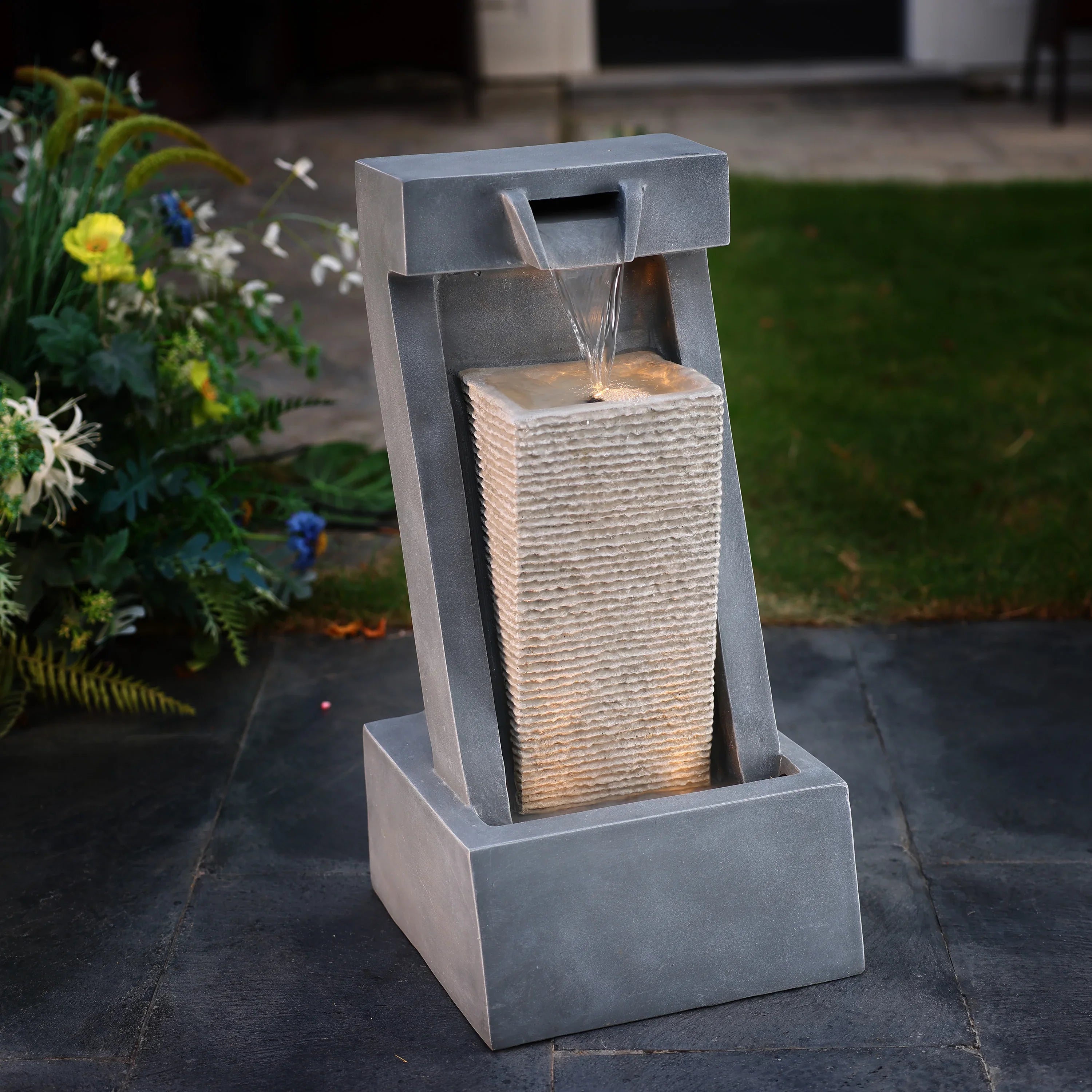 2-Column Outdoor Lights Resin Sculpture LuxenHome with Fountain Gray