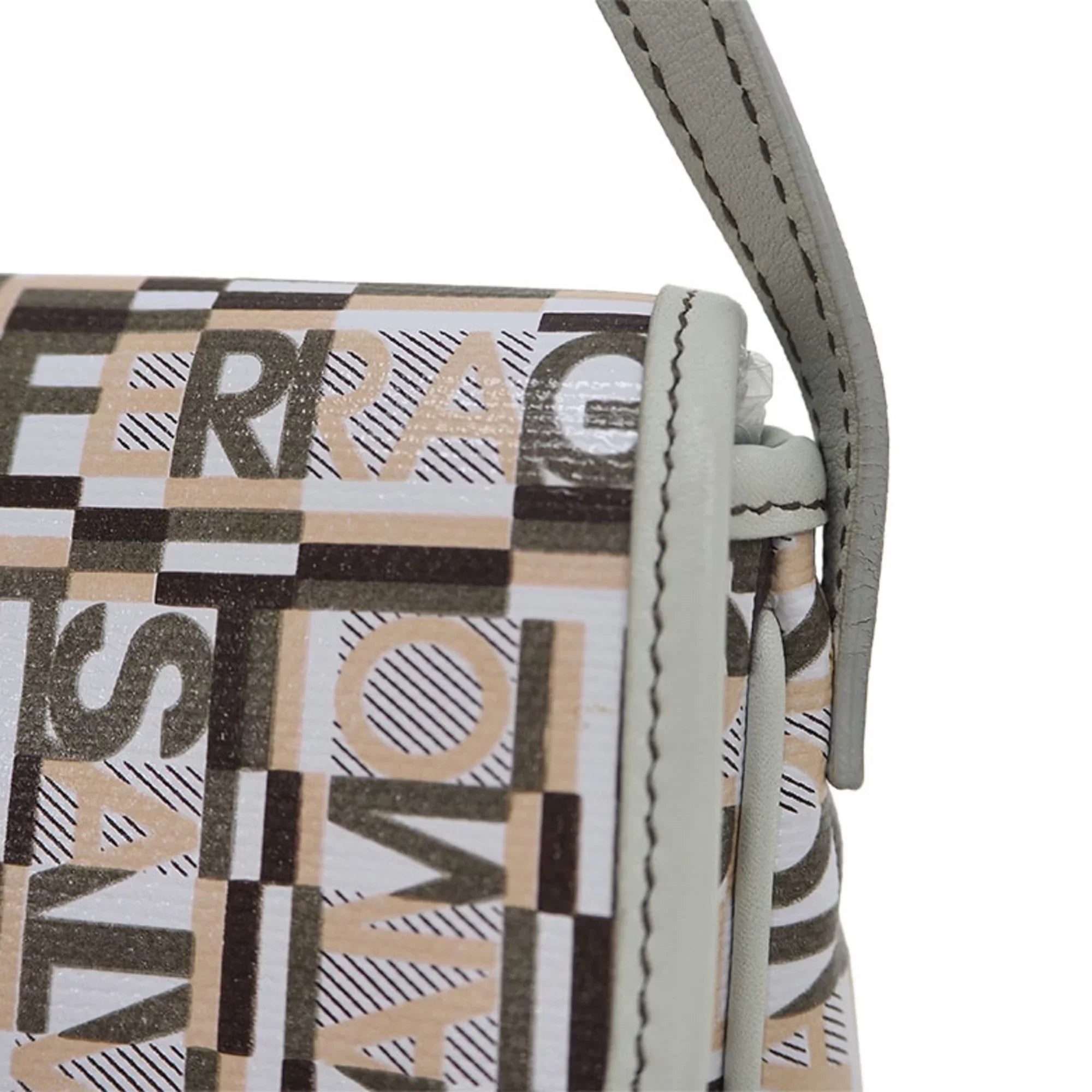 (Good) PVC,Leather Salvatore Shoulder Ferragamo Bag Beige Pre-Owned