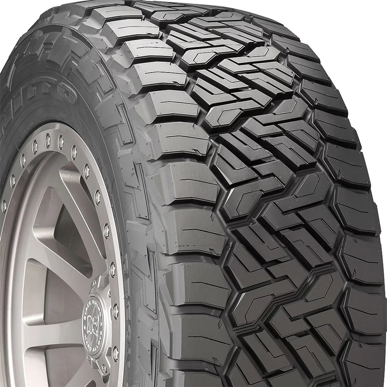 All-Terrain Trail Ram LT A/T Silverado 1500 HFE, Chevrolet Tire 4 275/60R20 123S Boss Grr Nitto 2019-23 1500 New 2016-18 Recon - Fits: