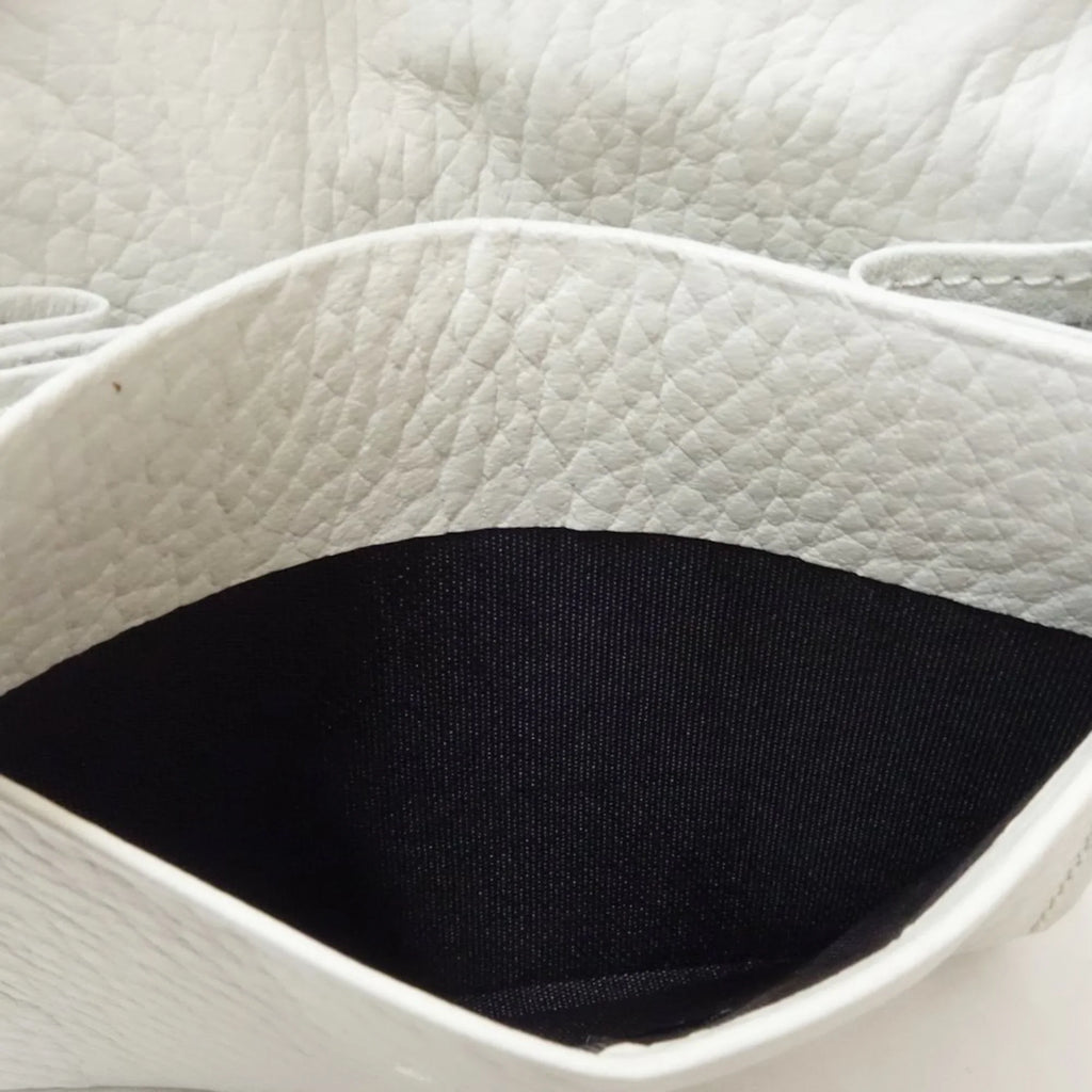 Pre-Owned BURBERRY leather (Good) Business holder case 083535 white card