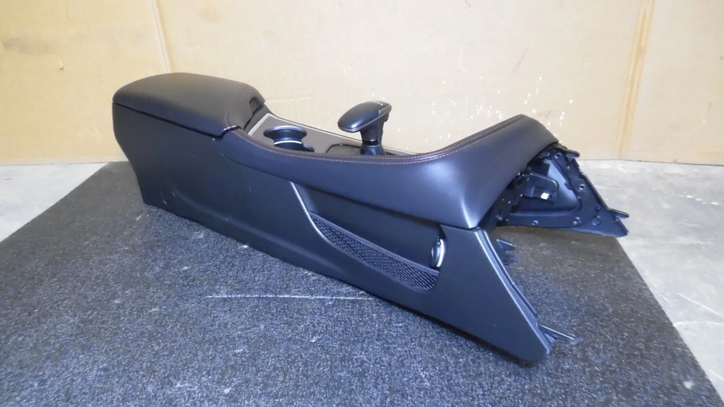 OEM Pre-Owned (Good) Armrest Floor Lid 2015-2023 Dodge Challenger AT Console Black w/ Center