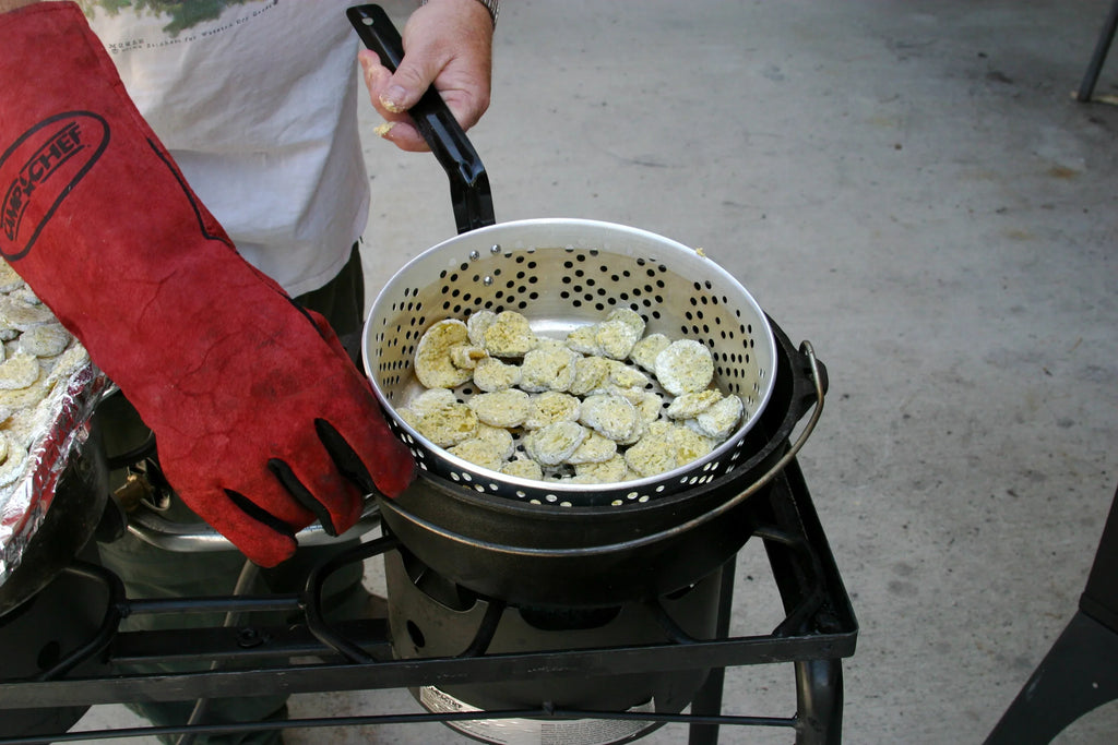 Seasoned Iron Chef Camp (Set) Pot Cast