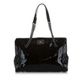 Patent Pre-Owned Black Leather Tote Authenticated Tote Bag Unisex Chanel (Good) Boy Reverso Shopping