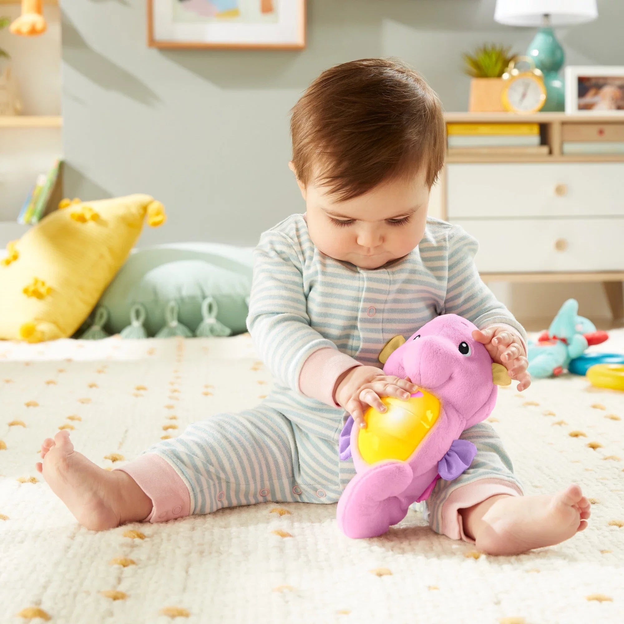 Pink Glow Fisher-Price Plush with Seahorse, Lights for & Ocean and Sounds Toy Soothe Baby Music,