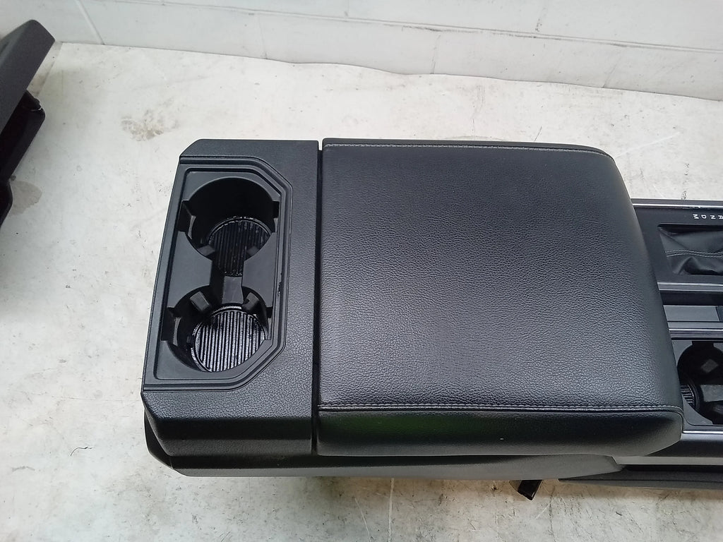 F150 19 Floor 100 Console W/ USB Pre-Owned Shifter OEM Ford Center (Good) Plug
