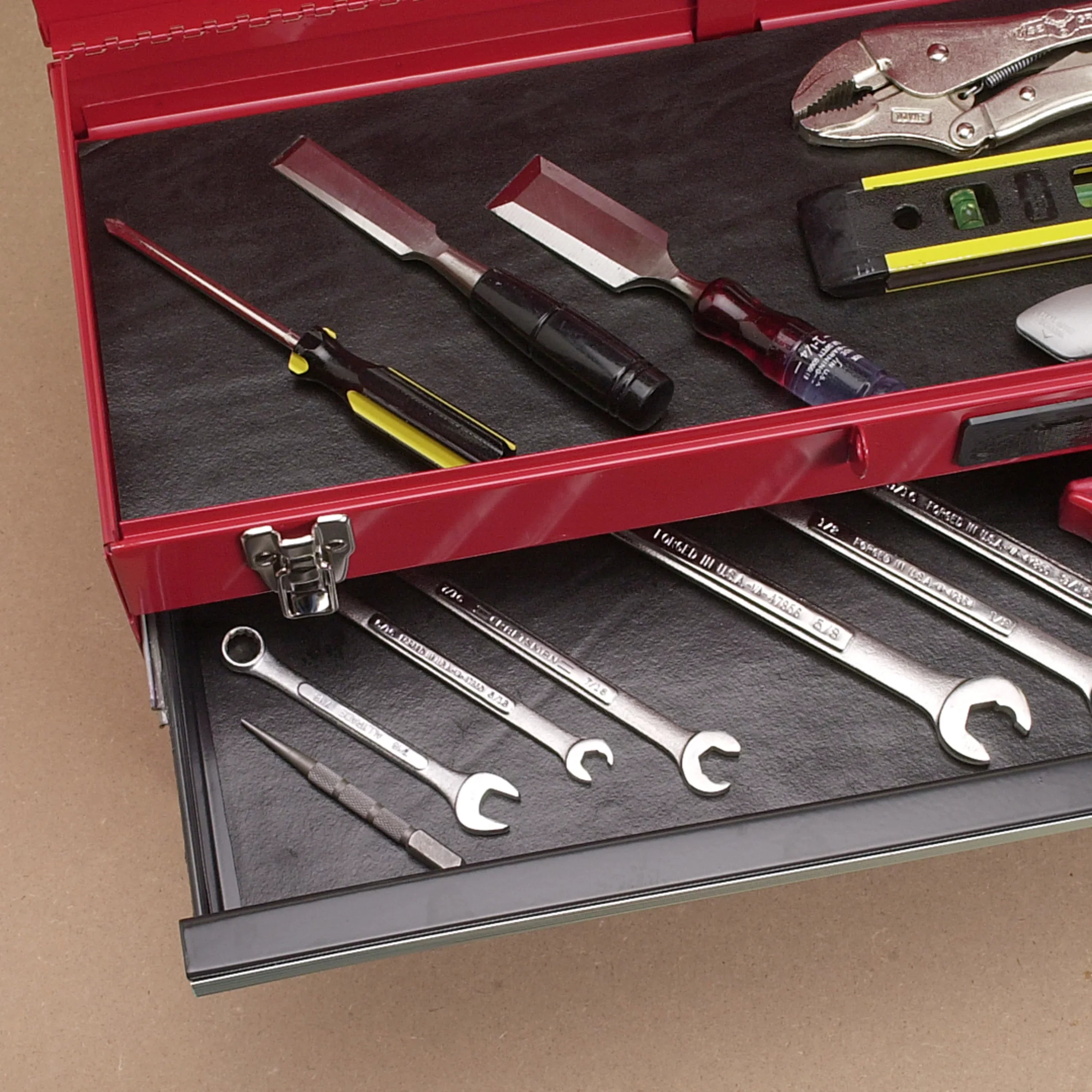 Tool 18 Box in. x 5 ft. EasyLiner Black Shelf Solid Grip Liner
