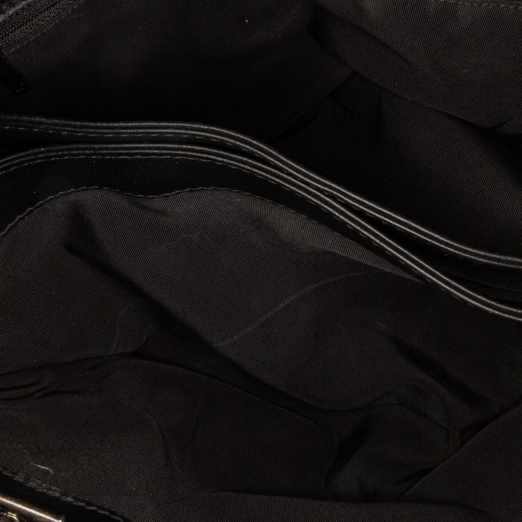 Patent Pre-Owned Black Leather Tote Authenticated Tote Bag Unisex Chanel (Good) Boy Reverso Shopping
