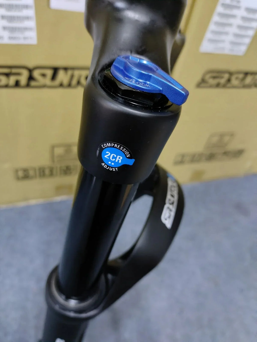 120mm Air Fork SR (Manual) RAIDON34 Travel Tapered MTB 110X15mm) Bicycle SUNTOUR (BOOST: 29" Suspension