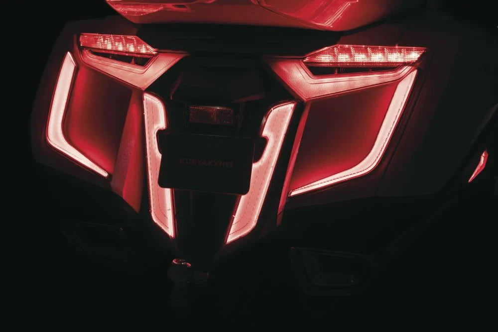 LED 2018-2021 Omni Wing, Cover Rear Kuryakyn Honda Gold Black for Fender