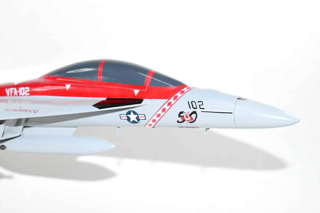 F/A-18F Fighter/Attack Mahogany, 1/40th (2005) VFA-102 Diamondbacks Model, (18) Navy, Scale,