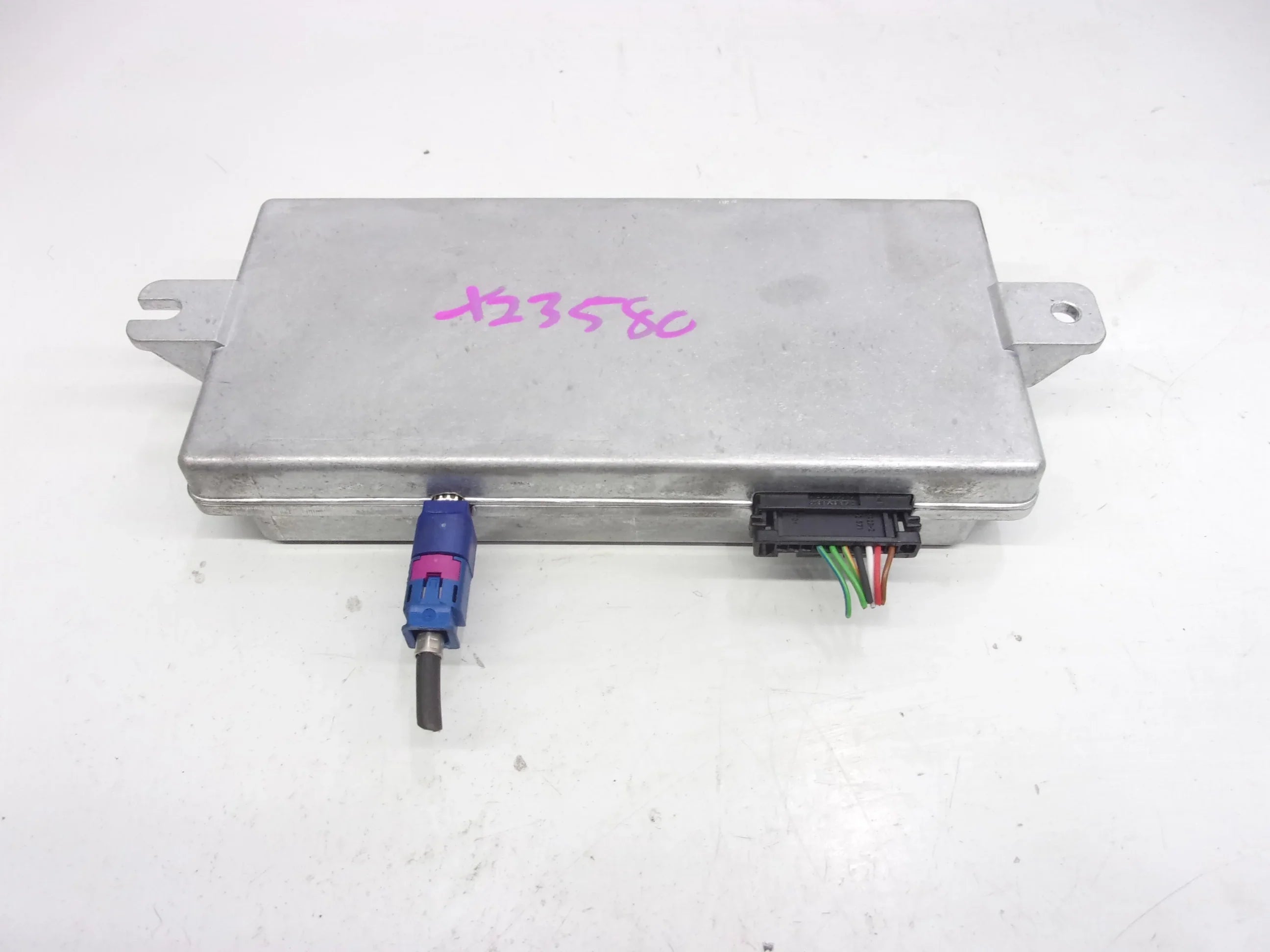 OEM Control Module Rear Camera BMW Pre-Owned 66539282420 750 View (Good) 2009-2015