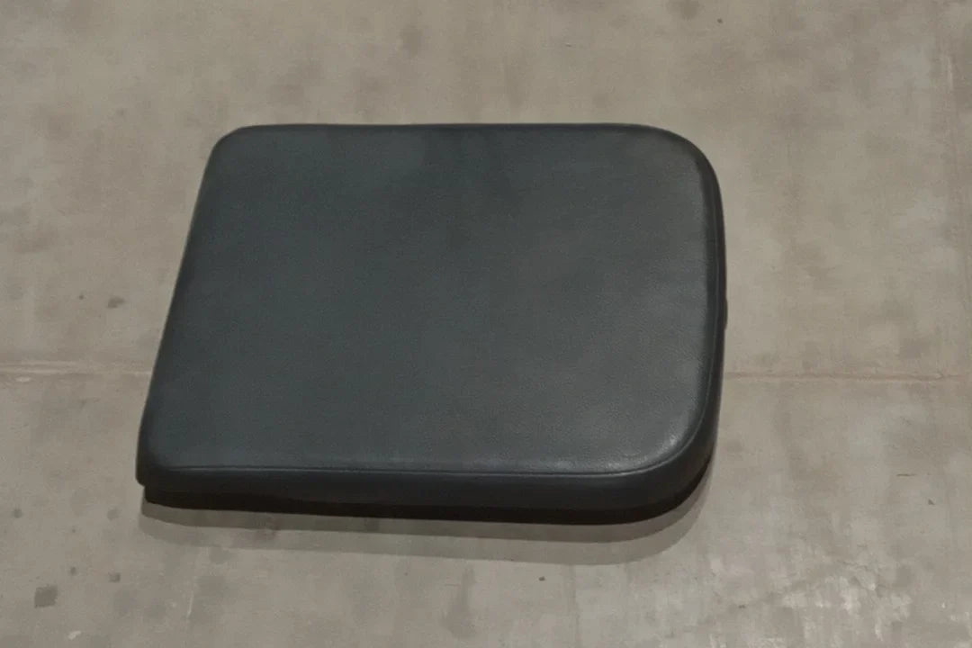 Lid Pre-Owned Console 2002 1500 OEM Ram Assembly Dodge (Good)