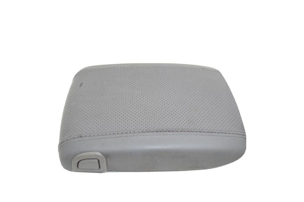 Console 03 05 04 Lid Escalade 06 Gray Cadillac Center