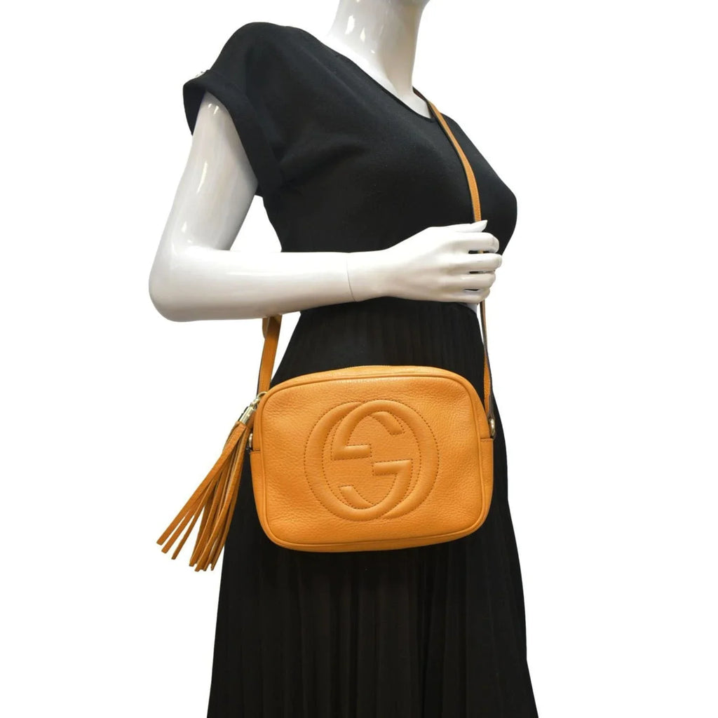 Camera Pre-owned GUCCI Orange 308364 Crossbody Leather Soho Disco Bag