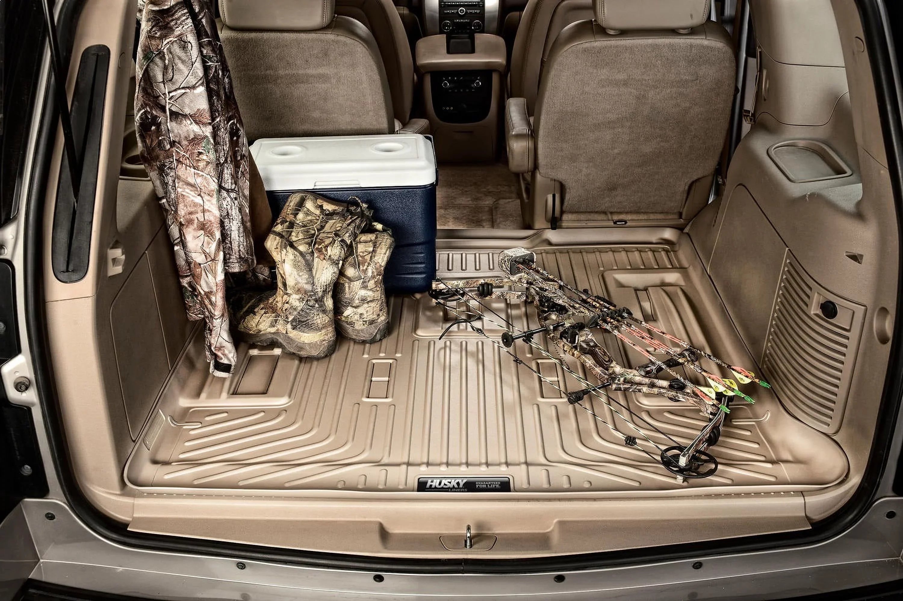 with Cargo 2015-2020 Suburban, Compatible 15-19 2015-2020 Escalade RealTruck 3rd Behind ESV/Suburban Chevrolet Yukon select: Liner Seat with GMC by Compatible Husky XL