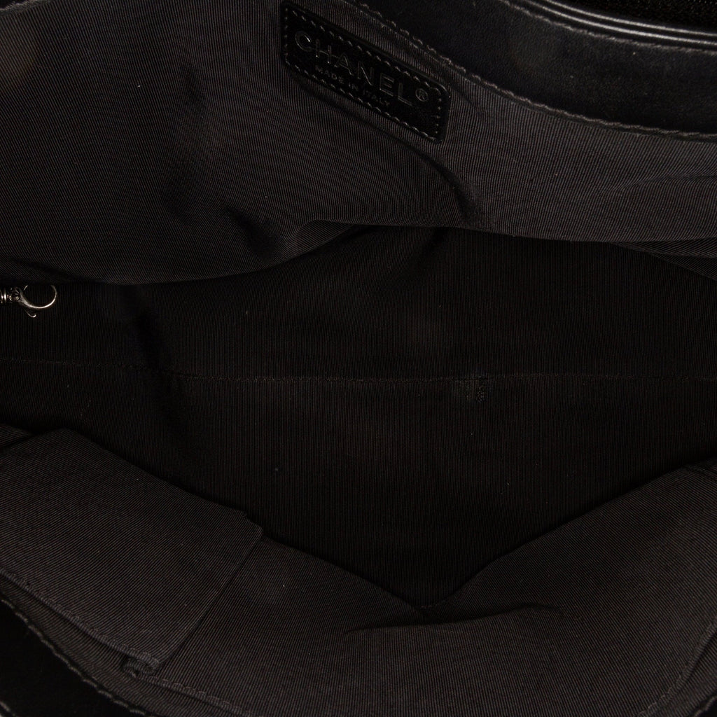Patent Pre-Owned Black Leather Tote Authenticated Tote Bag Unisex Chanel (Good) Boy Reverso Shopping