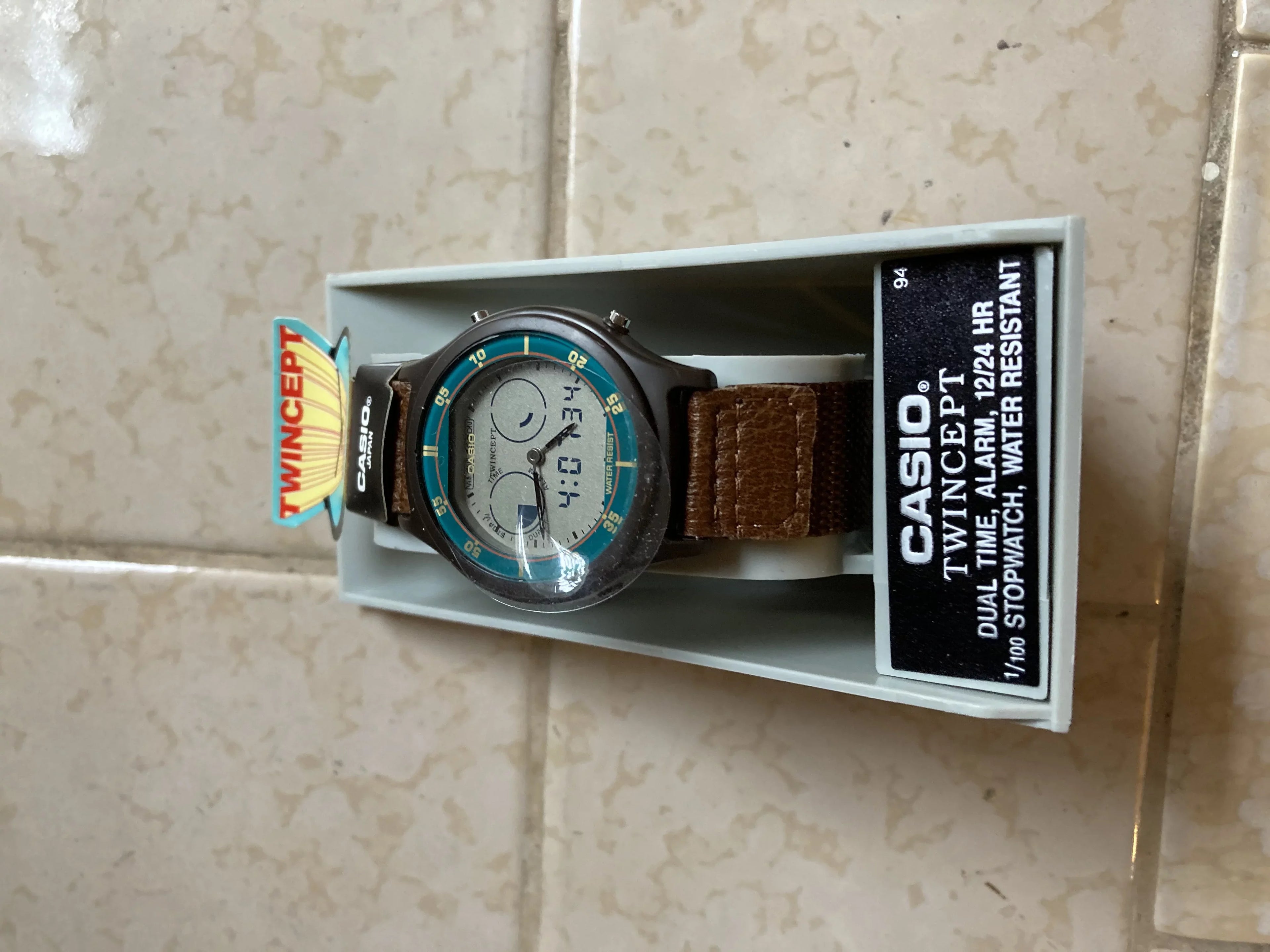 Rare Watch Twincept Vintage Analog Casio AQX-11 Digital