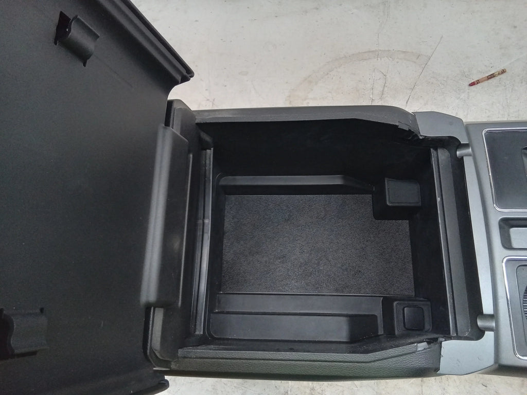 F150 19 Floor 100 Console W/ USB Pre-Owned Shifter OEM Ford Center (Good) Plug