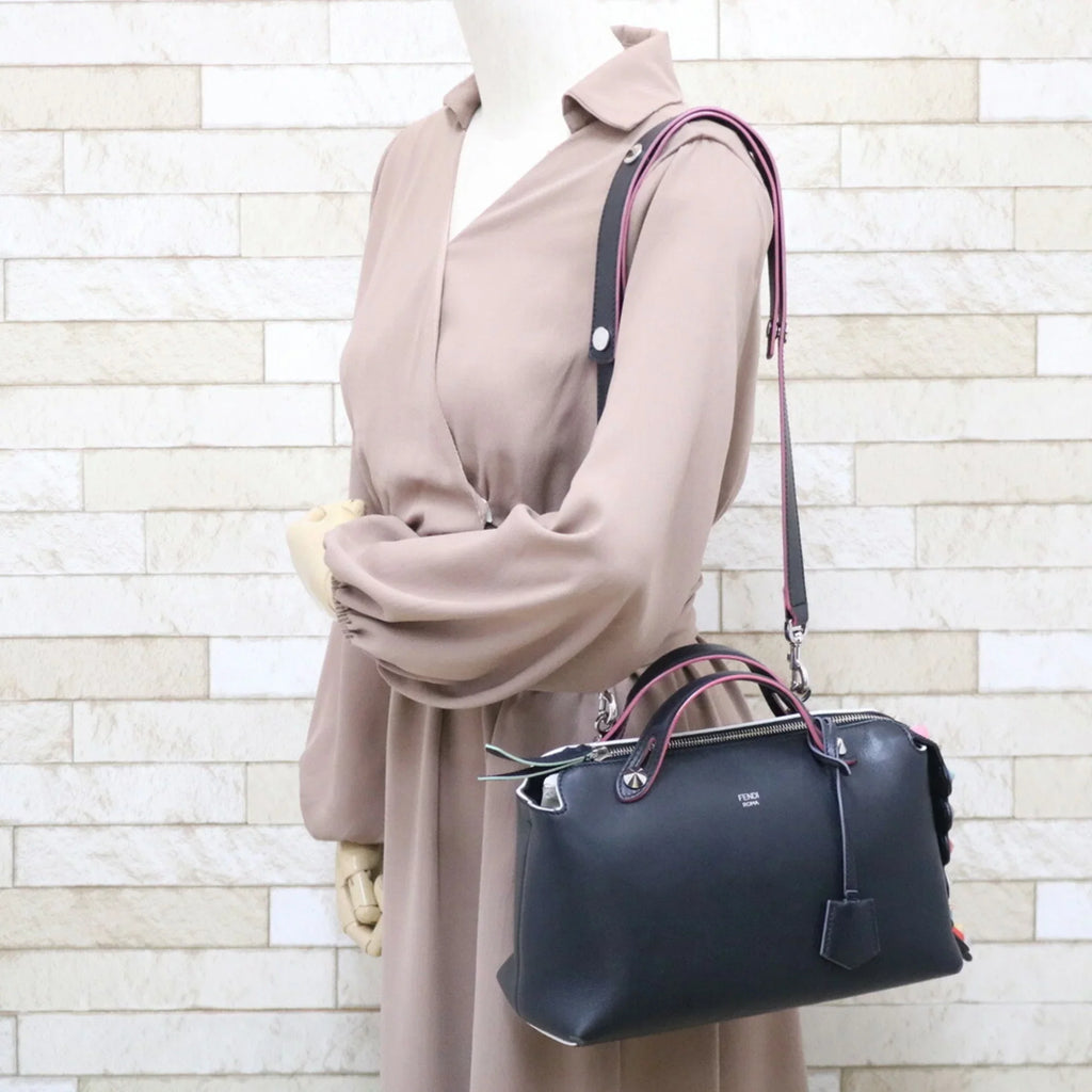 Leather (Fair) Bag The Pre-Owned Black Shoulder Women's FENDI By Way
