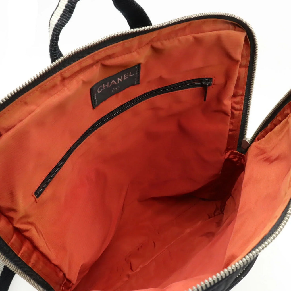 Pre-Owned Travel Old Black Rucksack Line CHANEL Daypack (Good) Nylon Backpack Chanel Jacquard