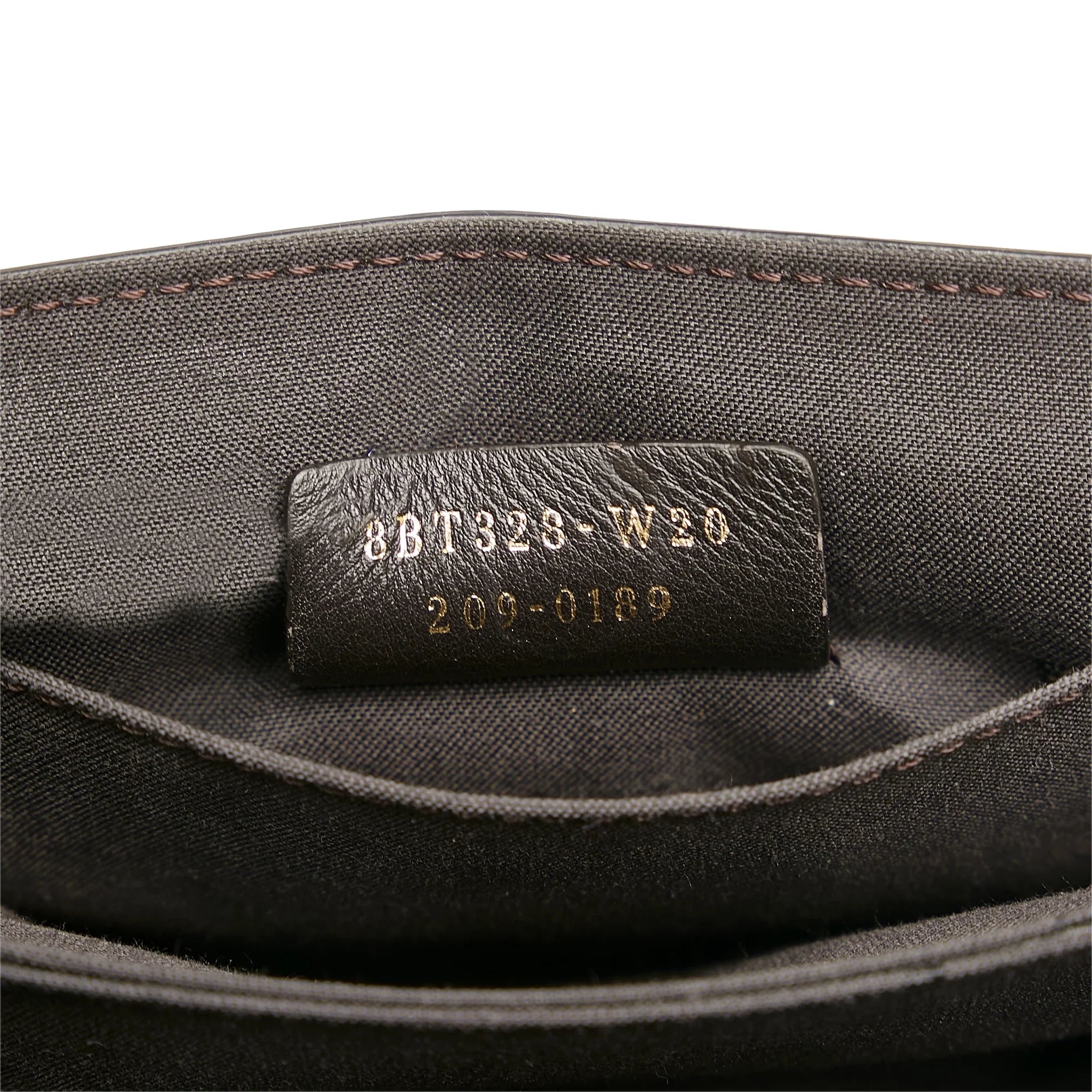 Pre-Owned Unisex Crossbody Calf ID Leather Black Authenticated (Good) Bag Small Fendi